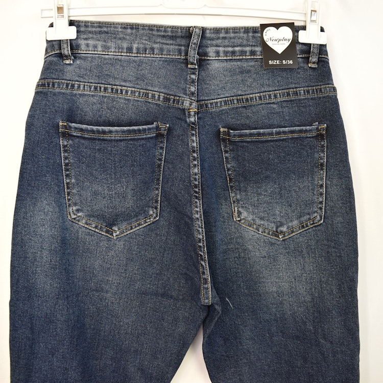 Mom Jeans SLITEN MÖRK BLÅ - Newplay