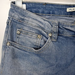 Jeans med dekorativa knappar LJUS DENIM - Place du Jour