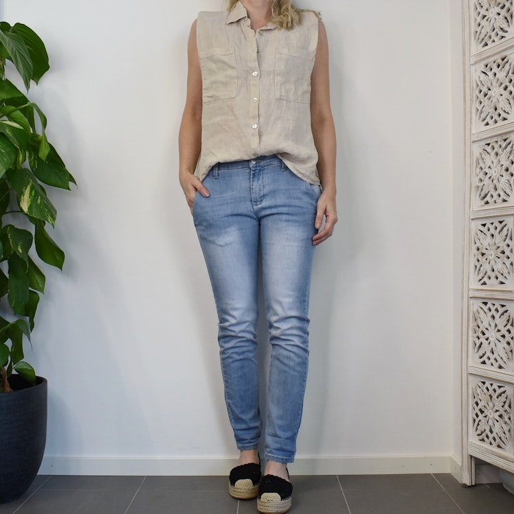 Linneblus Mira med axelvaddar BEIGE - Stajl Agenturer