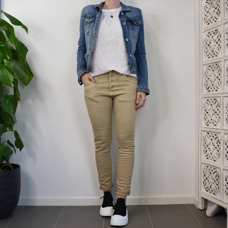Jeans med knappar LJUS CAMEL - Place du Jour