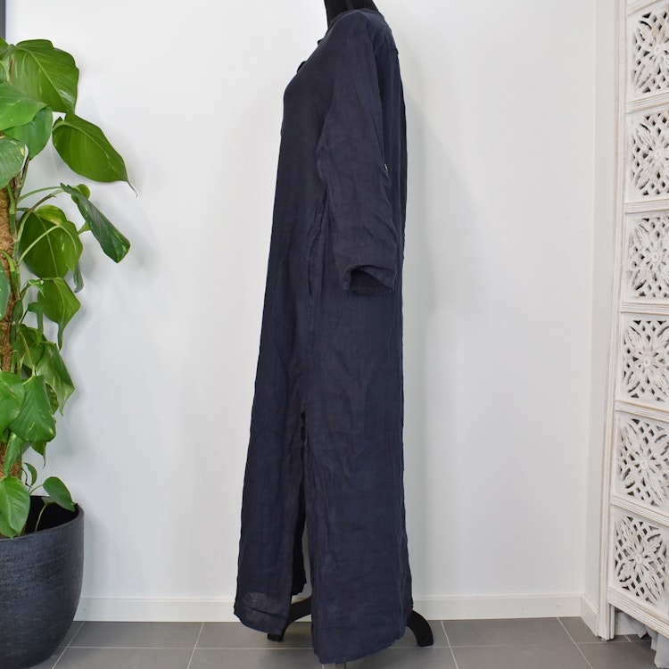 Lång linneklänning med fickor NAVY