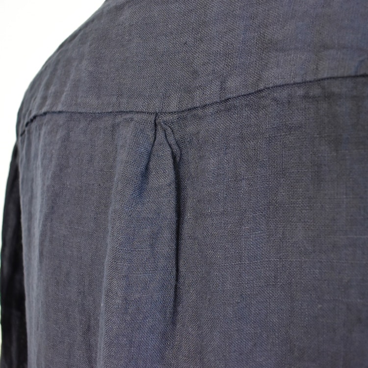 Lång linneklänning med fickor NAVY