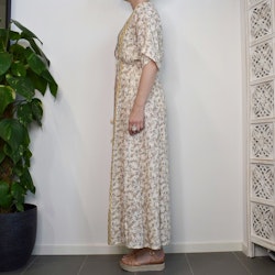 Klänning Ava OFF WHITE - Stajl Agenturer