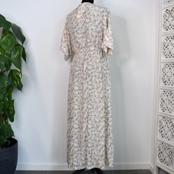 Klänning Ava OFF WHITE - Stajl Agenturer