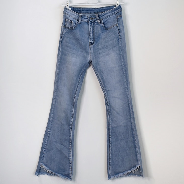 Jeans Flare med fransar LJUS BLÅ - 3D Denim