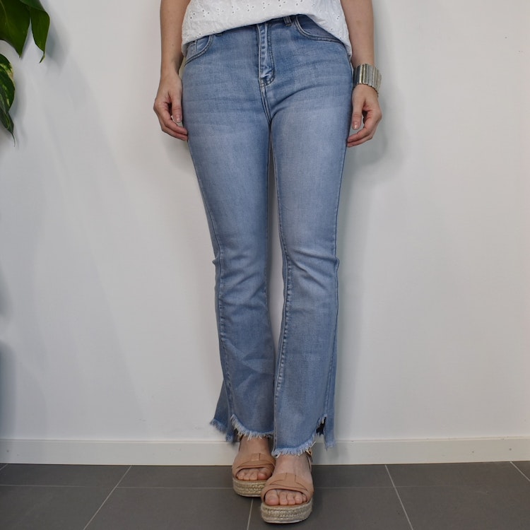 Jeans Flare med fransar LJUS BLÅ - 3D Denim