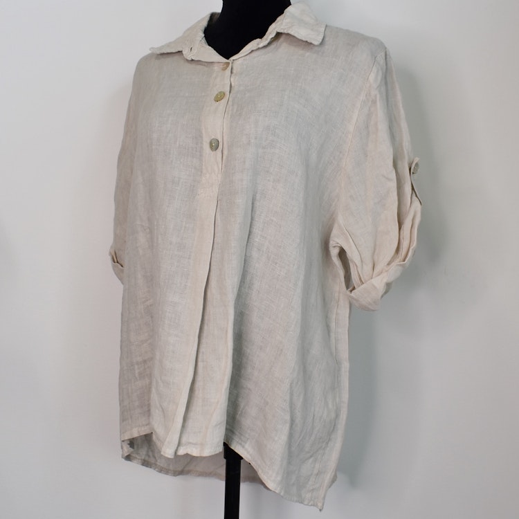 Linneskjorta med knappar BEIGE