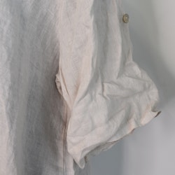 Linneskjorta med knappar BEIGE