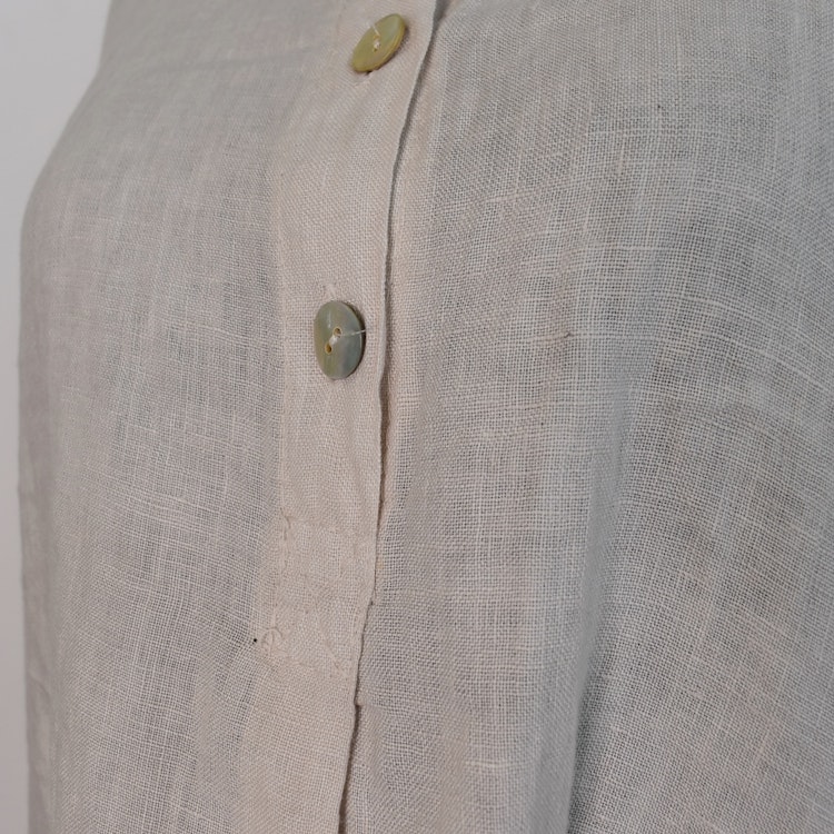 Linneskjorta med knappar BEIGE