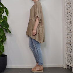 Linnetunika med volang TAUPE