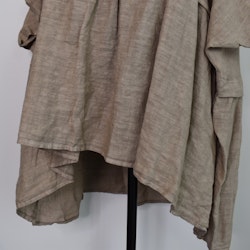 Linnetunika med volang TAUPE