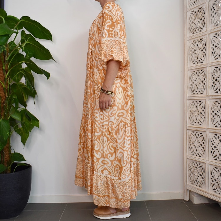 Klänning Mönstrad BEIGE