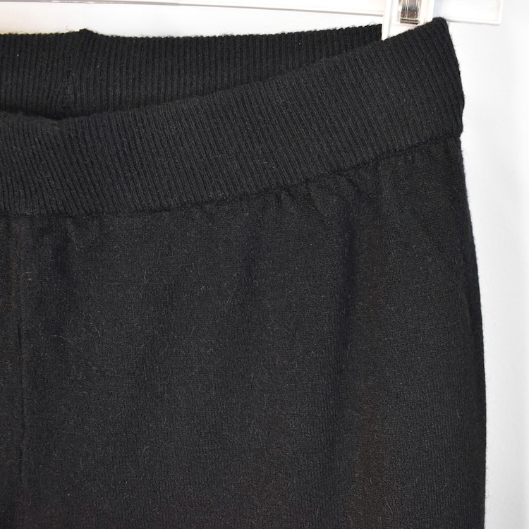 Finstickade leggings Timea SVART - Mix By Heart