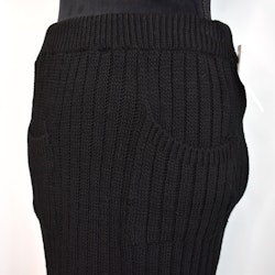 Set Stickad Tröja & Kjol SVART