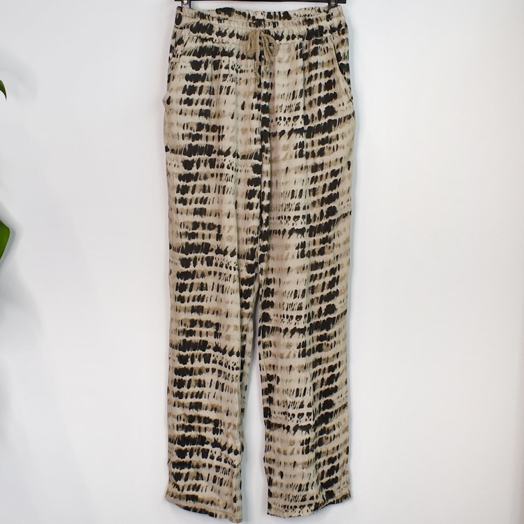 Byxa Cilla TIE DIE SVART - Nowomanslabel