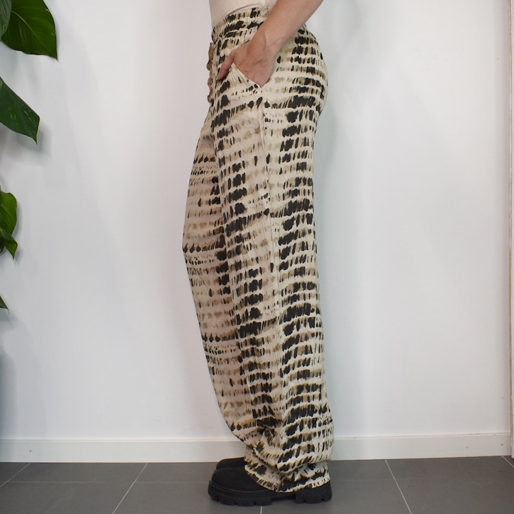Byxa Cilla TIE DIE SVART - Nowomanslabel