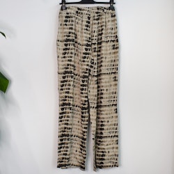 Byxa Cilla TIE DIE SVART - Nowomanslabel