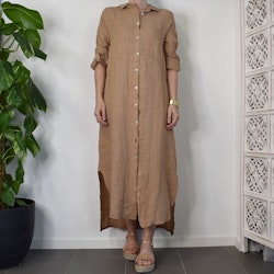 Lång skjortklänning i linne LJUS CAMEL