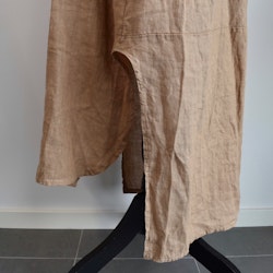 Lång skjortklänning i linne LJUS CAMEL