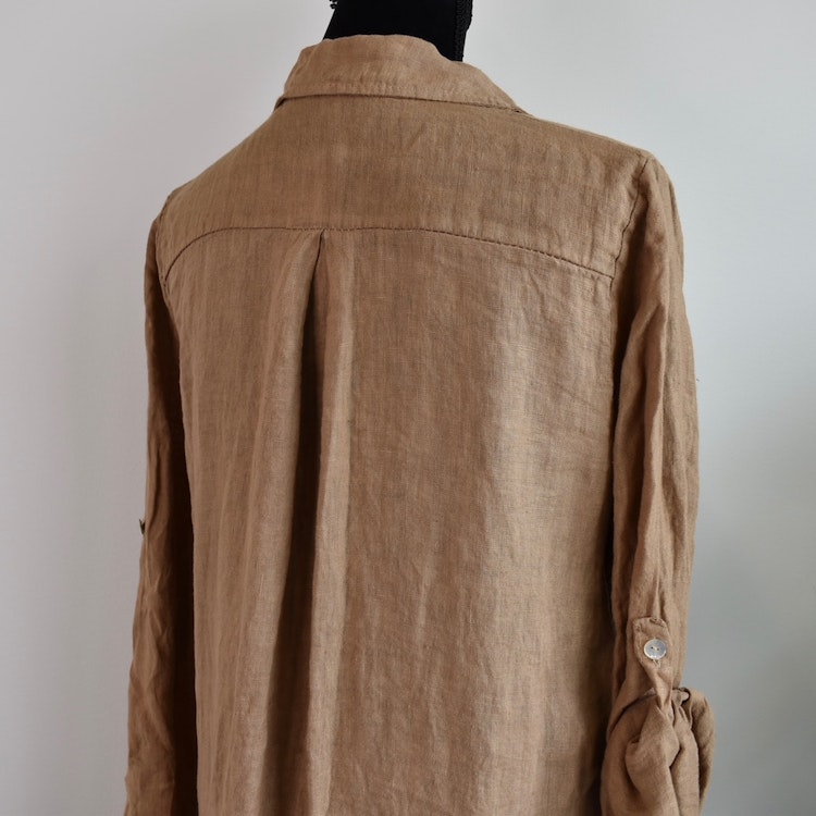 Lång skjortklänning i linne LJUS CAMEL