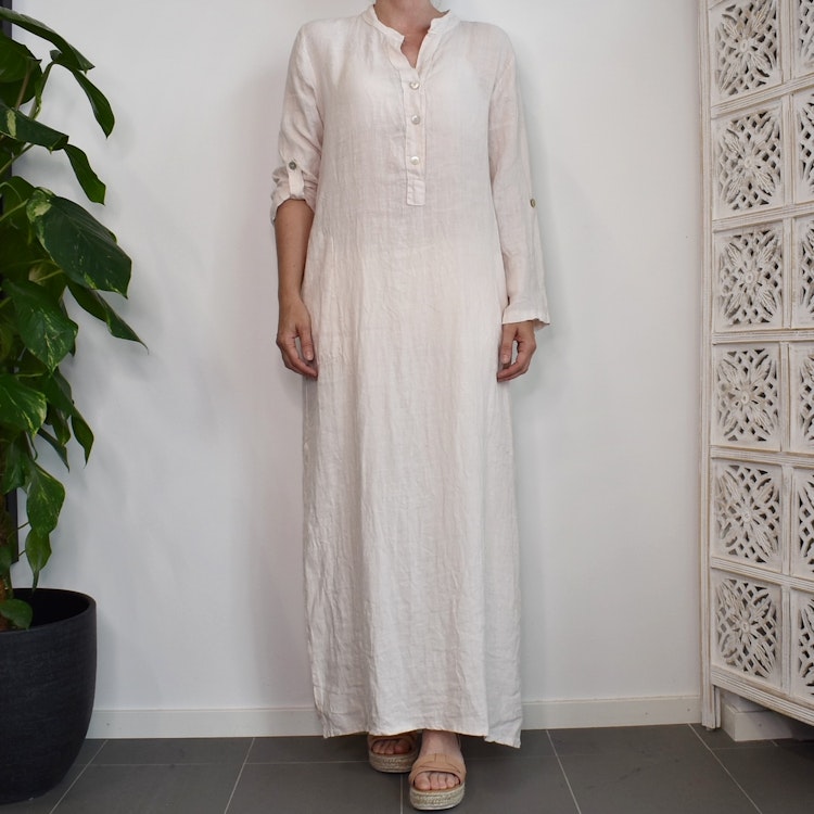 Lång linneklänning med fickor NUDE