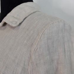 Lång skjortklänning i linne BEIGE