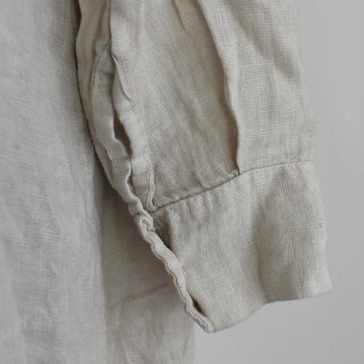 Lång skjortklänning i linne BEIGE
