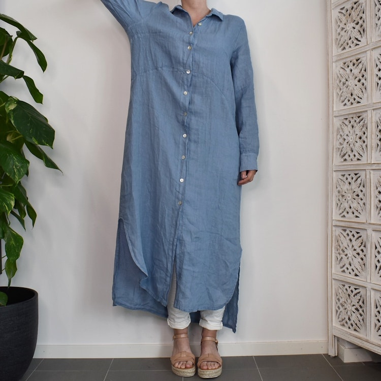 Lång skjortklänning i linne JEANSBLÅ