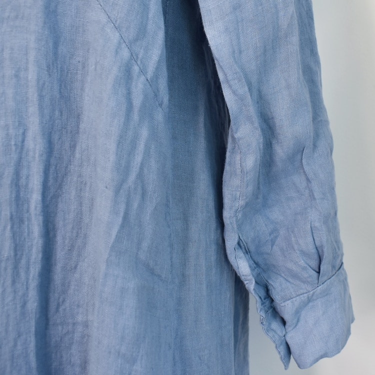 Lång skjortklänning i linne JEANSBLÅ
