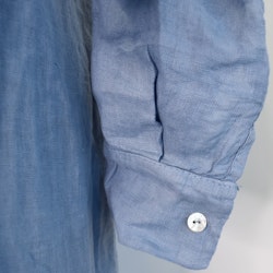 Lång skjortklänning i linne JEANSBLÅ