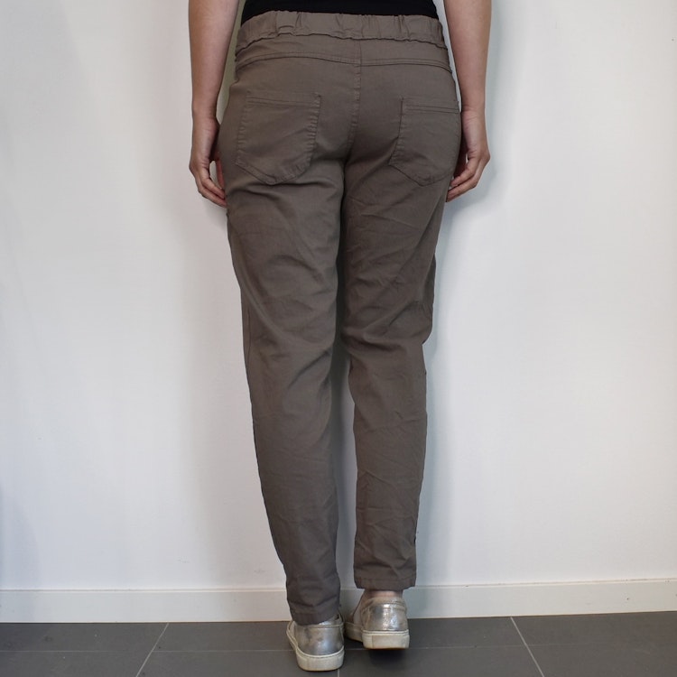 Stretchig Byxa med Spets TAUPE