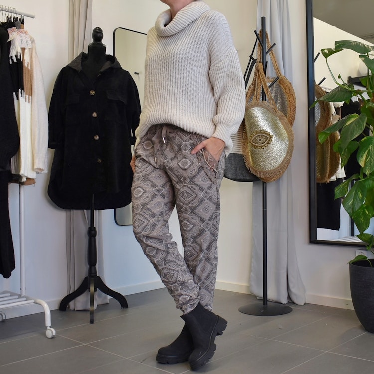Mönstrad Byxa Med Spets TAUPE