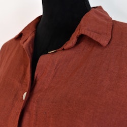 Lång skjortklänning i linne TERRACOTTA