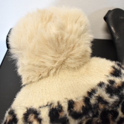Stickad Mössa Leo BEIGE