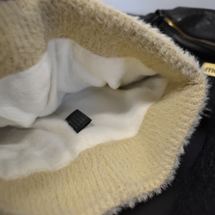 Stickad Mössa Leo BEIGE