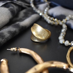 Elastisk ring Anna GULD - The Moshi