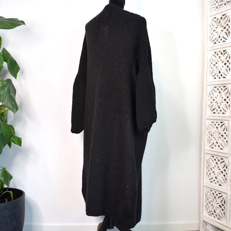 Stickad Kofta Over Sized SVART