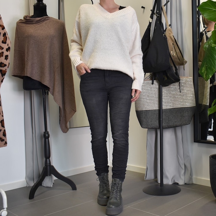 Jeans Jogger med knappar och gylf SLITEN SVART - Newplay