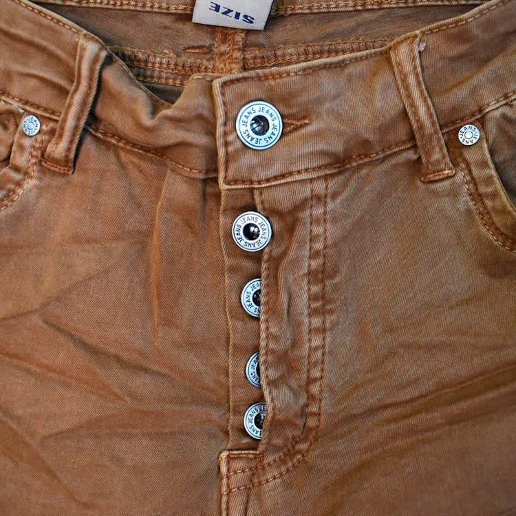 Jeans med knappar ROSTBRUN - Newplay