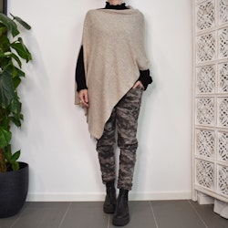 Finstickad Poncho BEIGE