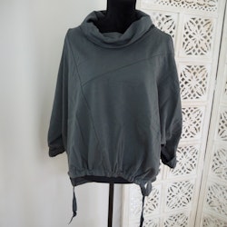 Sweatshirt Katrin GRÅ - Mix By Heart
