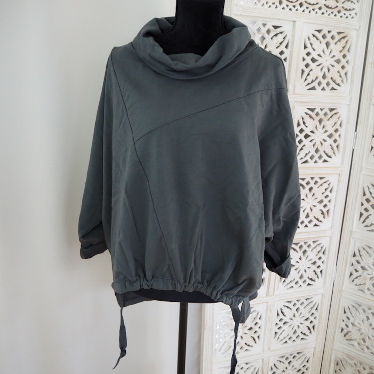 Sweatshirt Katrin GRÅ - Mix By Heart