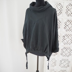 Sweatshirt Katrin SVART - Mix By Heart