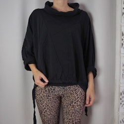 Sweatshirt Katrin SVART - Mix By Heart