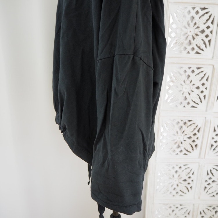 Sweatshirt Katrin SVART - Mix By Heart