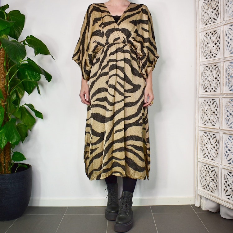 Klänning Lovisa ZEBRA - Nowomanslabel