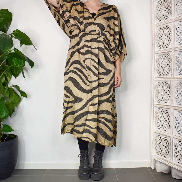Klänning Lovisa ZEBRA - Nowomanslabel