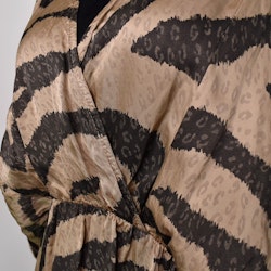 Klänning Lovisa ZEBRA - Nowomanslabel