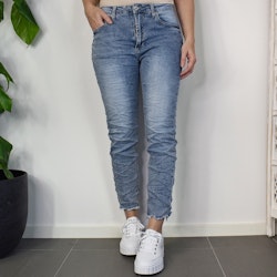 Korta Jeans med Fransar LJUS BLÅ - Place du Jour