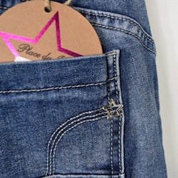 Jeans med dekorativa knappar BLÅ - Place du Jour
